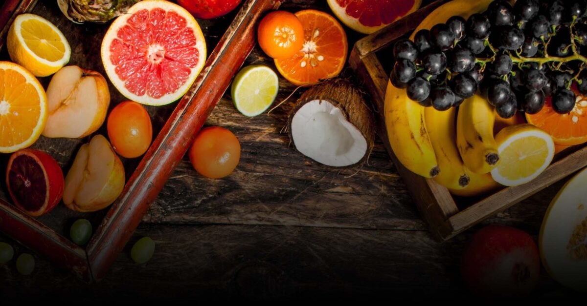 wellhealthorganic.com:seasonal-fruits-healthy-in-summer